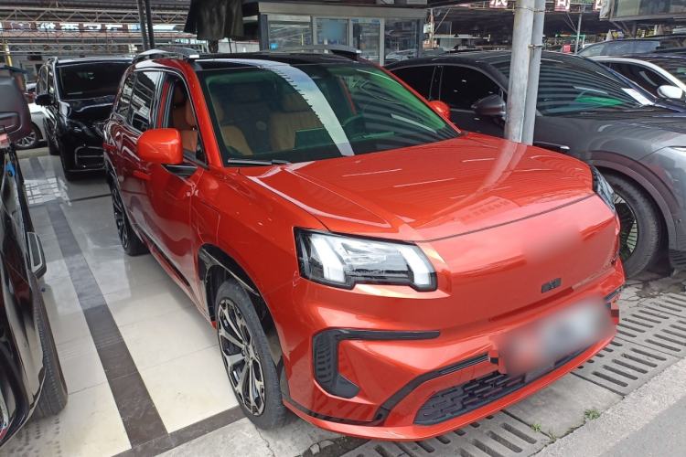 Used AION V 2024 Aion Tyrannosaurus 650 Smart Luxury Edition