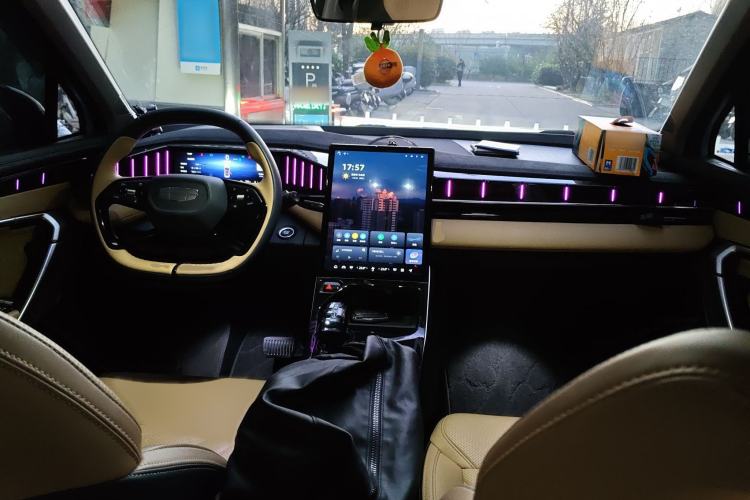 Used Geely Auto FX11 2023 1.5TD DCT Prestige Edition