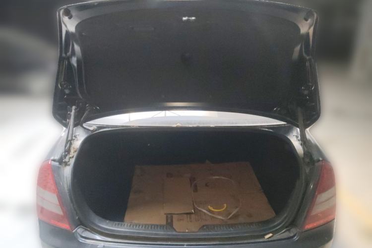 Used Bestune B70 2011 2.0L Manual Elite Edition
