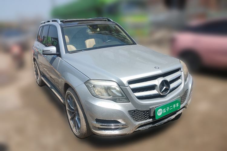 Used Mercedes-Benz GLK-Class 2013 GLK 300 4MATIC Dynamic Sunroof Model Front Right 45 Deg