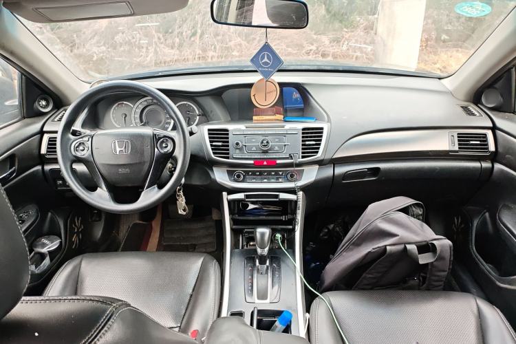 Used Honda Accord 2015 2.0L LX Comfort Edition
