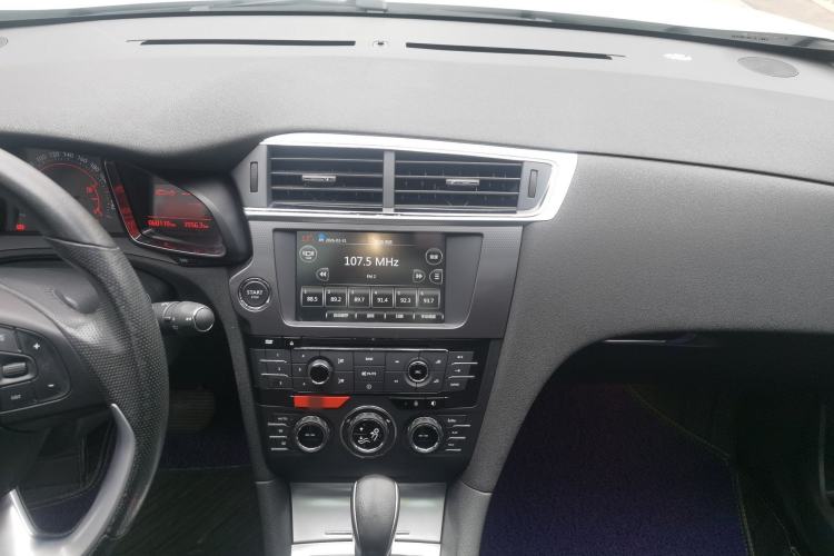 Used DS 6 2014 1.6T Luxury Edition THP160