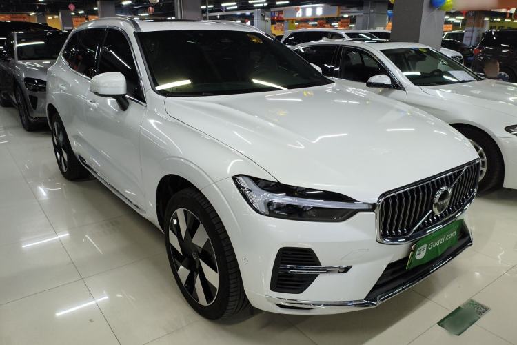 Used Volvo XC60 New Energy 2025 Plug-in Hybrid Long-Range All-Wheel Drive Smart & Luxurious Edition