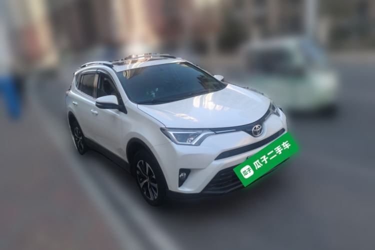 Used Toyota RAV4 2019 2.0L CVT Two-Wheel Drive Comfort Edition China VI Standard
