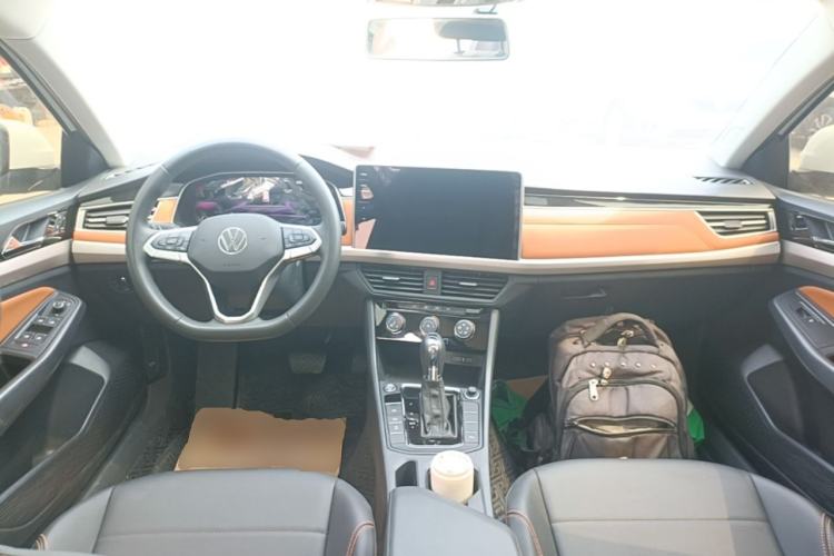 Used Volkswagen Bora 2023 200TSI DSG Enjoyment Edition Center Console