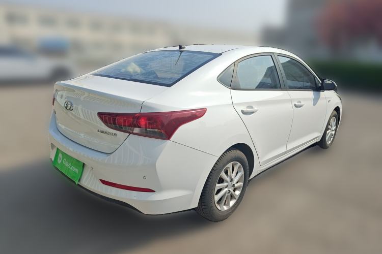 Used Hyundai Verna (new generation) 2016 1.4L Automatic Cool Edition GLS Rear Right 45 Deg