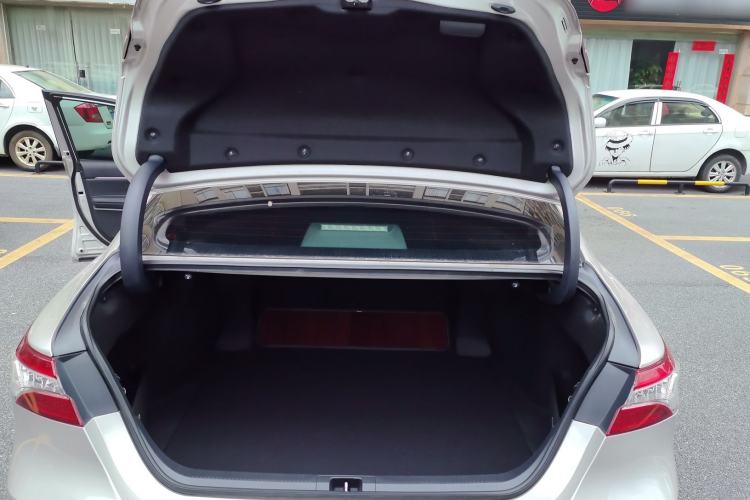 Used Toyota Camry 2019 2.0G Luxury Edition China VI Standard
