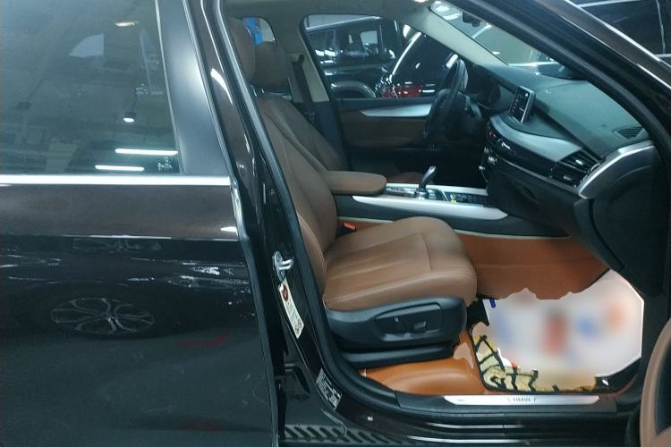 Used BMW X5 2018 xDrive35i M Sport Edition Right Front Seat