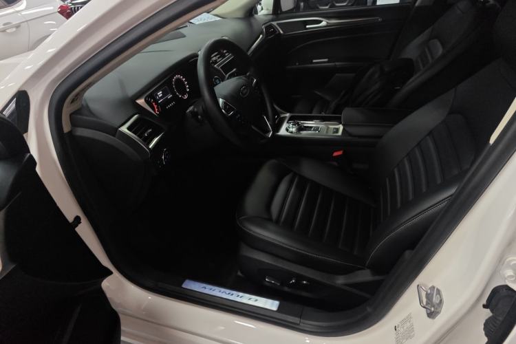 Used Ford Mondeo 2020 EcoBoost 180 Stylish Model Left Front Seat