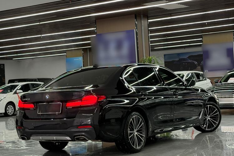 Used BMW 5 Series 2022 Second Facelift 530Li Leading Edition M Sport Package