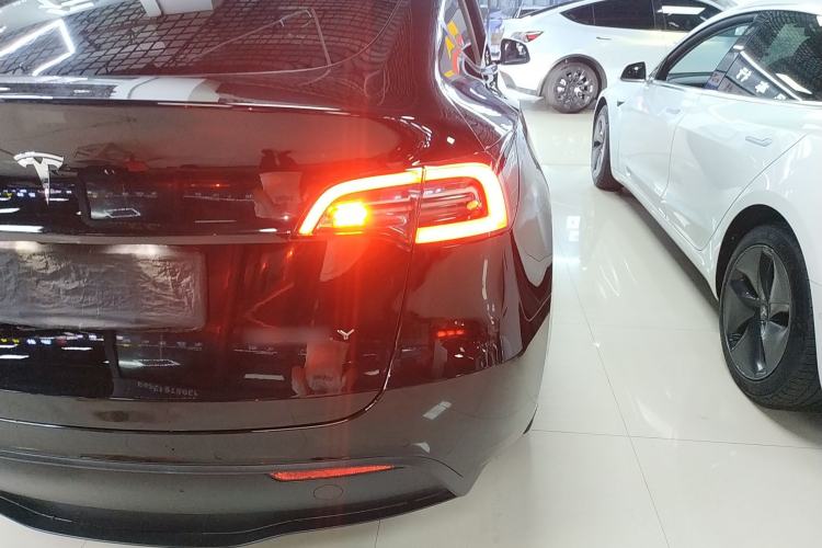 Used Tesla Model Y 2021 Standard Range Rear-Wheel Drive Version