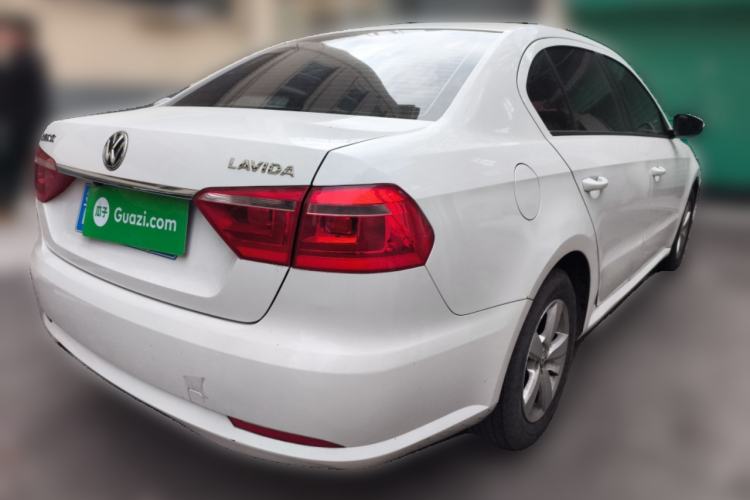 Used Volkswagen Lavida 2013 Revised Classic 1.6L Automatic Fashion Edition
