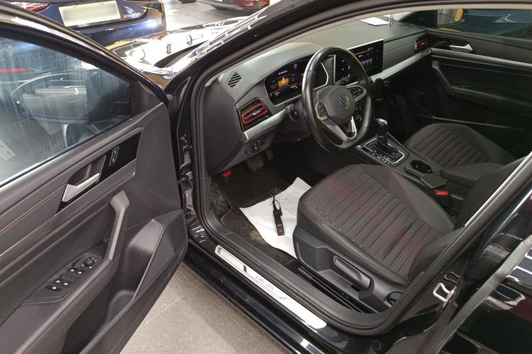 Used Volkswagen Lavida 2023 300TSI DSG Starry Full-Comfort Edition
