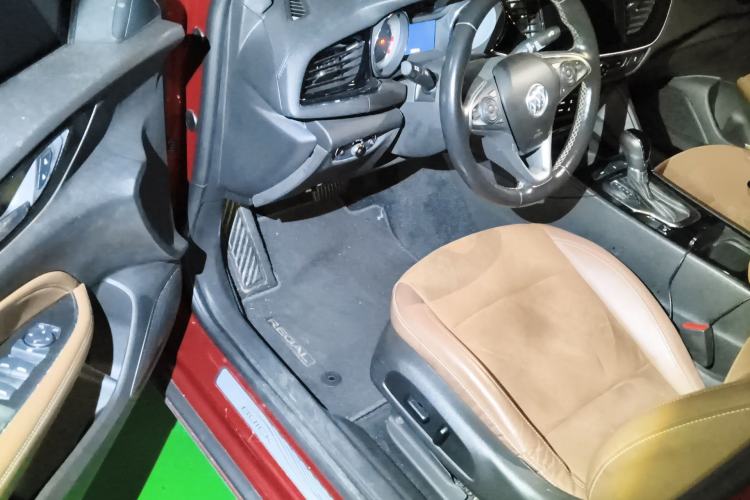 Used Buick Regal 2019 20T Elite Version China VI Standard Driver Seat