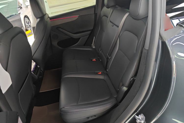 Used Tesla Model Y 2025 Long-Range All-Wheel Drive First Edition