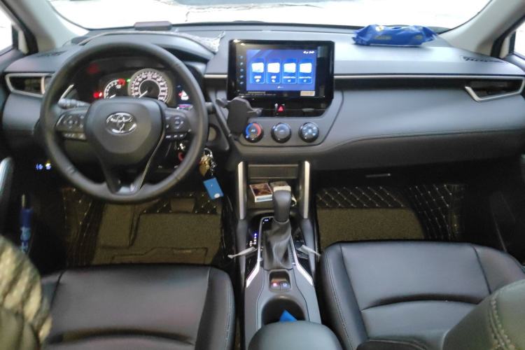 Used Toyota Corolla Cross 2022 2.0L Pioneer Edition Center Console