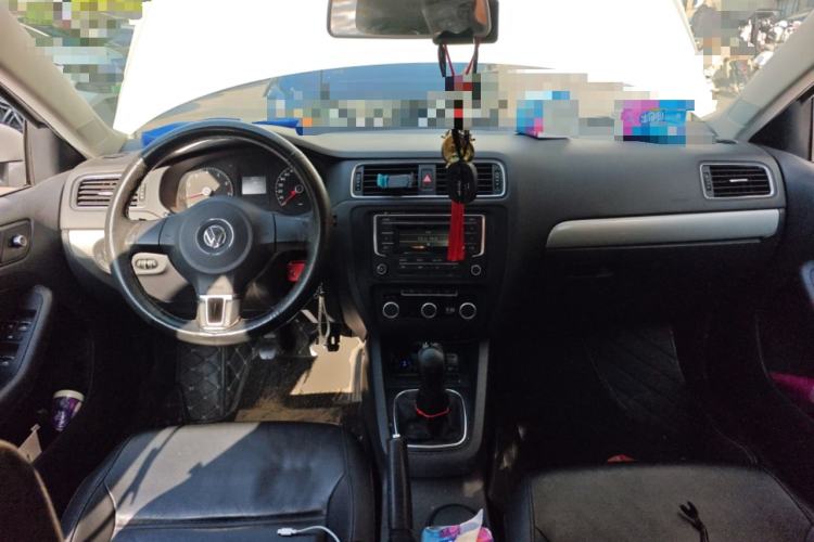 Used Volkswagen Sagitar 2014 1.6L Manual Comfort Model