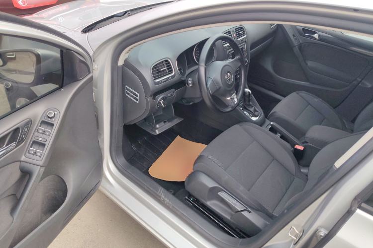 Used Volkswagen Golf 2012 1.6L Automatic Comfort Model Driver Seat