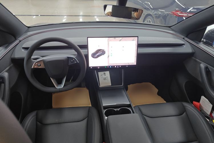 Used Tesla Model Y 2026 Rear-Drive Model
