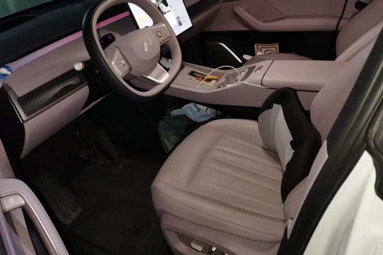 Used ONVO L60 2024 60 kWh Rear-Drive Version
