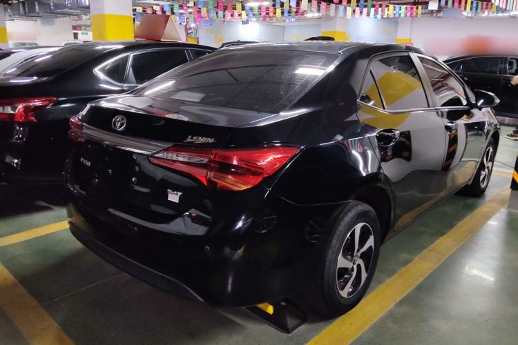 Used Toyota Levin 2017 Revised 185T CVT Elite Edition China V Standard Rear Right 45 Deg