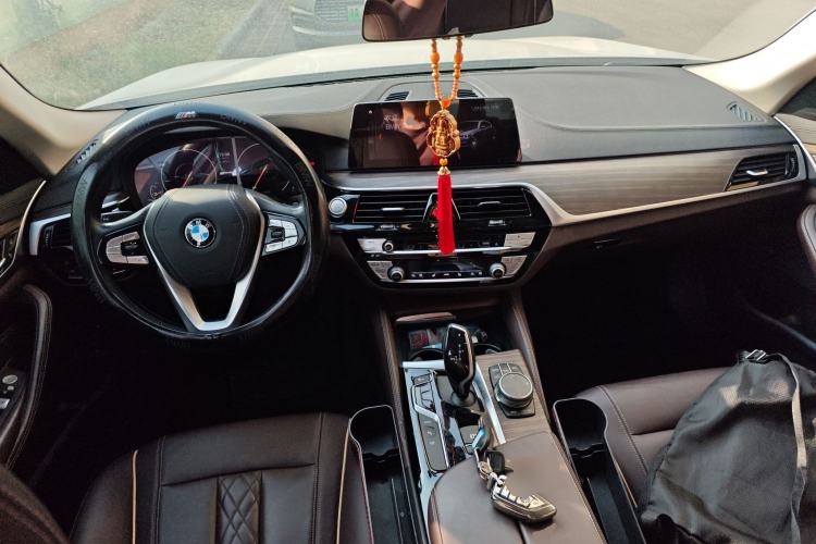 Used BMW 5 Series New Energy 2019 530Le Luxury Package
