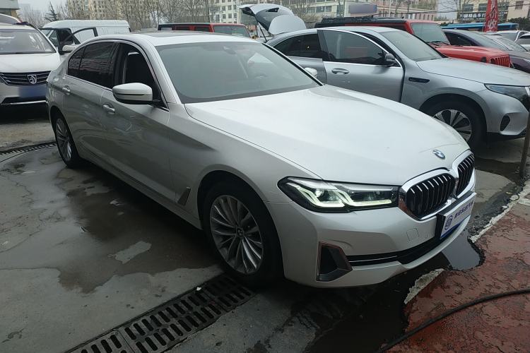 Used BMW 5 Series 2022 Restyled 525Li Luxury Package Exterior 1