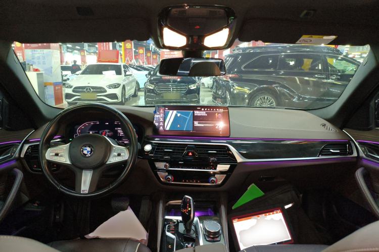 Used BMW 5 Series 2022 Second Facelift 525Li M Sport Package
