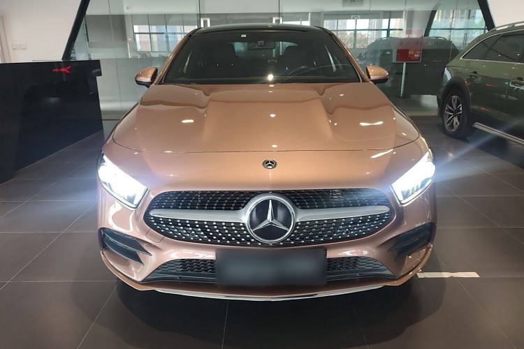 Used Mercedes-Benz A-Class 2020 Restyled A 200 L Sport Sedan Fashion Version
