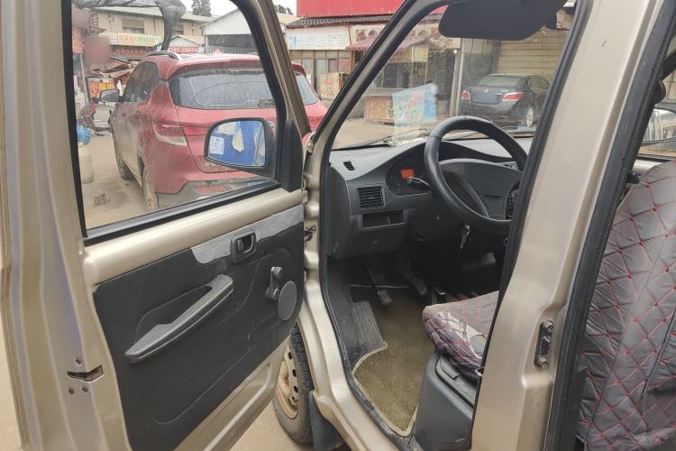 Used Wuling Rongguang 2014 1.2L S Base Model