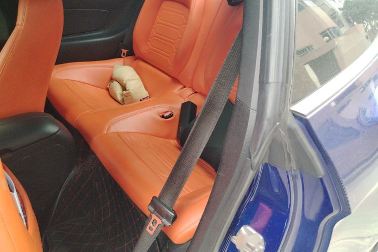Used Ford Mustang 
