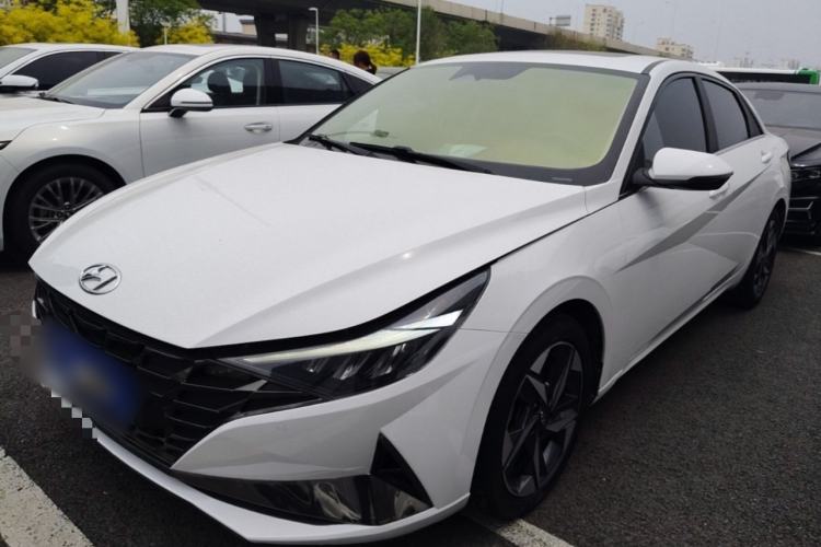 Used Hyundai Elantra 2021 1.5L CVT LUX Prestige Edition