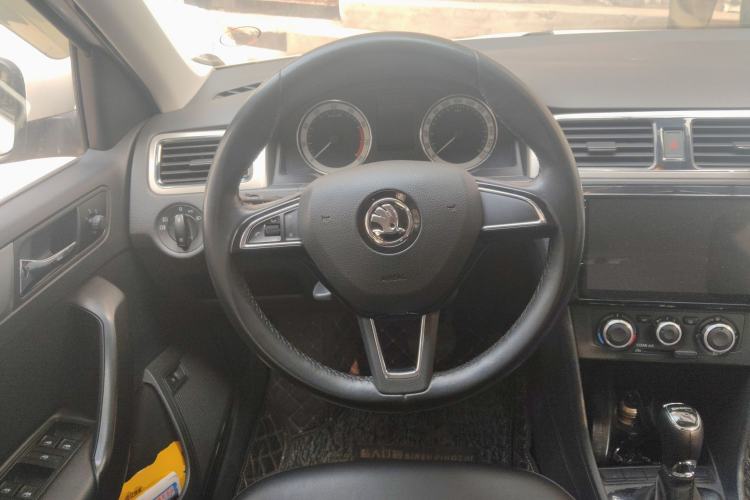 Used Skoda Rapid 2018 1.6L Automatic Comfort Edition