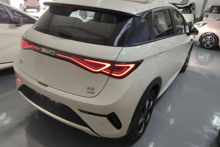 Used BYD Dolphin 2025 Intelligent Driving Version 410 km Fashion Edition
