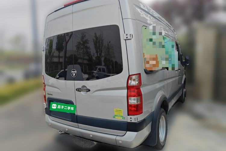 Used Foton Toano 2022 2.5T Manual Jixiang Multi-Function Short-Chassis Mid-Height with Dual Rear Tires 5/6/9-Seater D25TCIF1