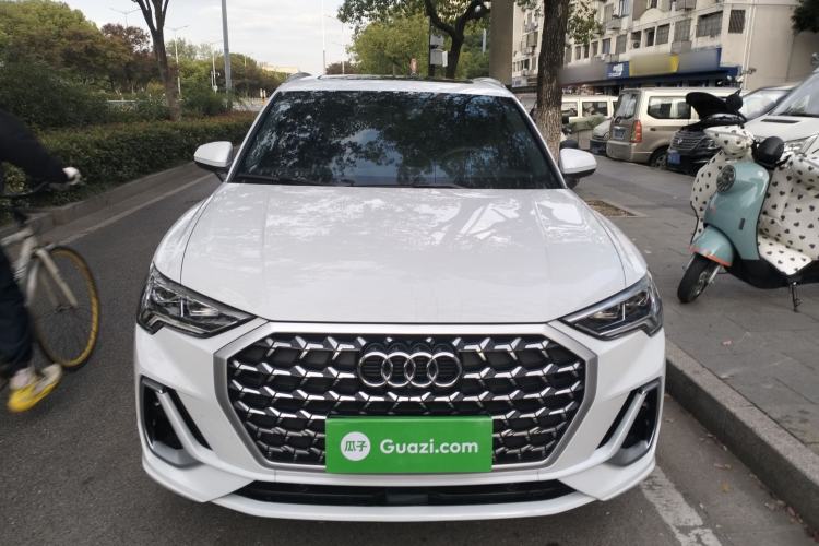 Used Audi Q3 2024 35 TFSI Fashion Dynamic Edition