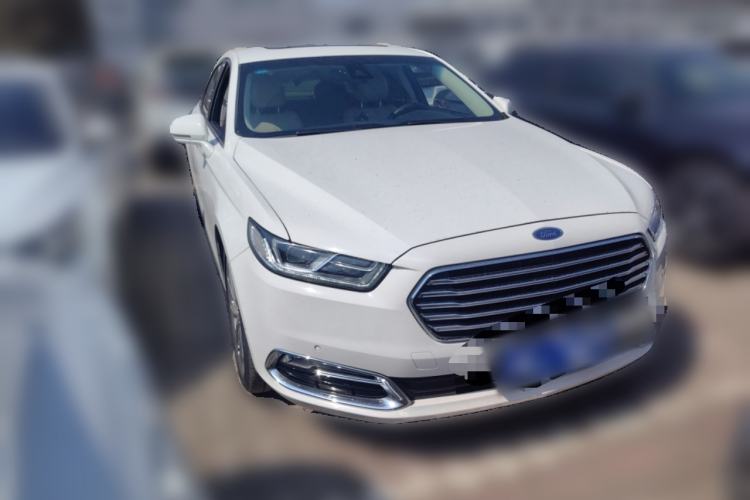 Used Ford Taurus 2015 EcoBoost 325 V6 Flagship Model Front Right 45 Deg