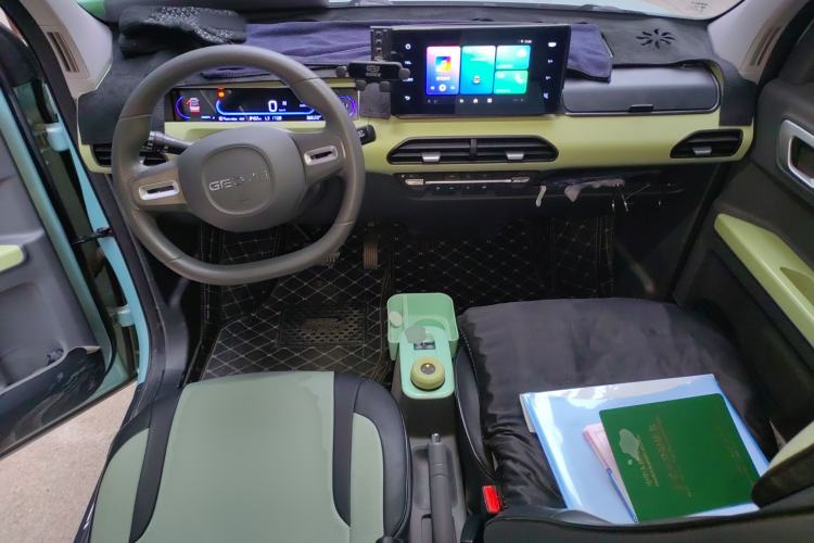 Used Geely Galaxy Panda 2023 Panda Mini 200km Endurance Bear
