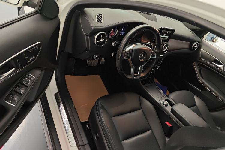 Used Mercedes-Benz GLA 2015 GLA 260 4MATIC