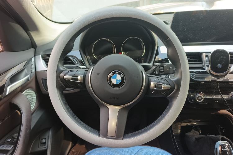Used BMW X1 2021 Restyled sDrive25Li Leading Edition Steering Wheel
