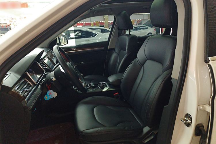 Used Zotye Domy X7 2017 1.8T Manual Luxury Model
