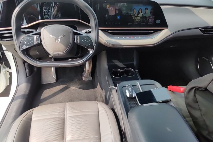 Used Hongqi EH7 2024 690 Pro Center Console