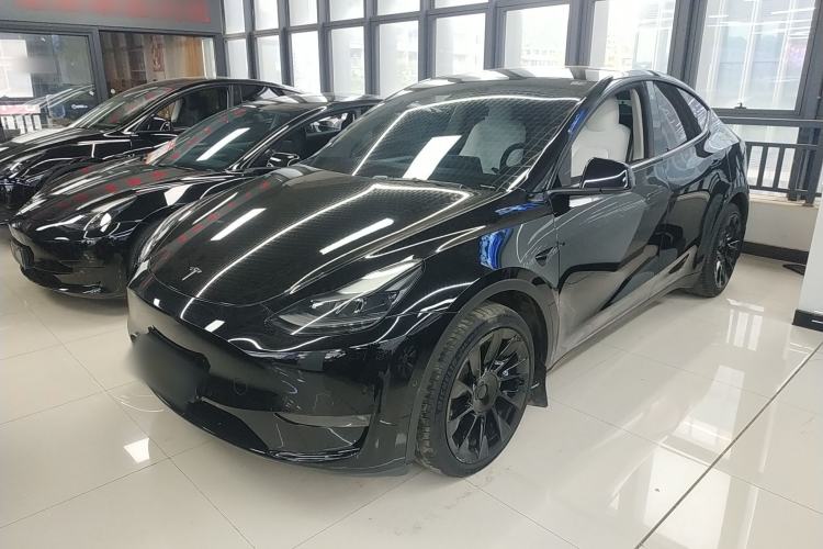 Used Tesla Model Y 2022 Long-Range All-Wheel-Drive Version