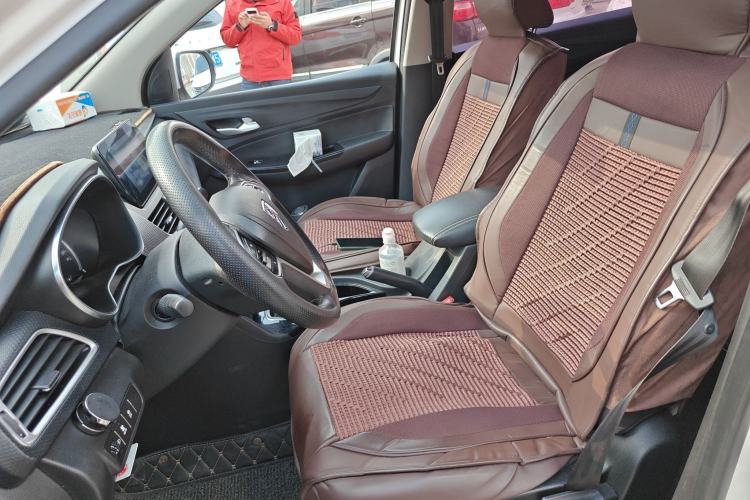 Used Baojun 730 2019 1.5T Manual Fashion Model 7-seater China VI