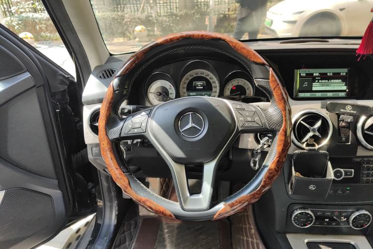 Used Mercedes-Benz GLK-Class 2014 GLK 260 4MATIC Dynamic Model