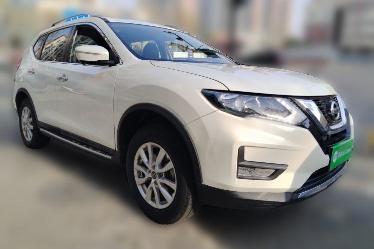 Used Nissan X-Trail 2017 2.0L CVT Comfort Edition 2WD Front Right 45 Deg