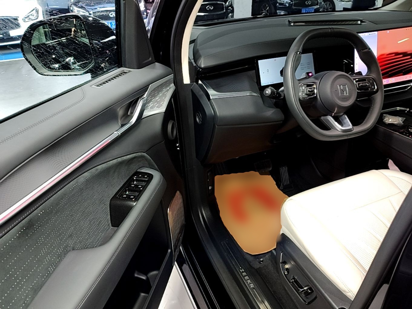 Zeekr 009 2024 GAC Trumpchi — снимка 18