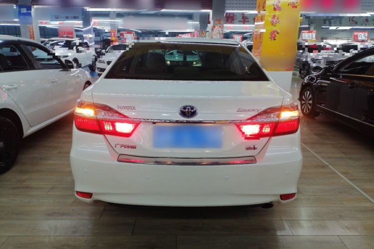 Used Toyota Camry 2015 Dual-Engine 2.5 HG Luxury Navigation Edition Rear