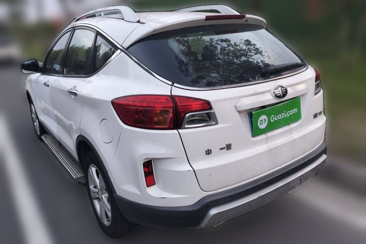 Used Bestune X80 2016 2.0L automatic Comfort trim level