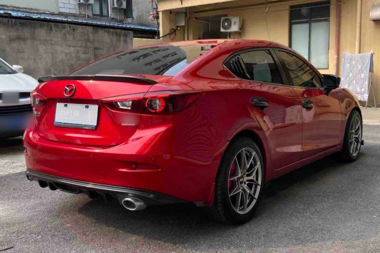 Used Mazda 3 Axela 2017 Sedan 1.5L Automatic Luxury Model Emission Standard China V Exterior 6